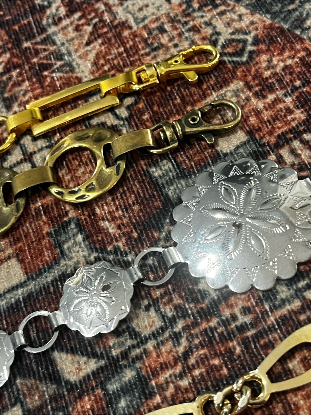 Mixed Metal Chainlink Vintage Belt Lot- Gold & Silver Tones - Picture 5 of 8